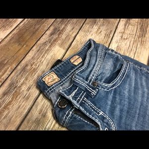 Studio 5 premium clothing company, boot cut